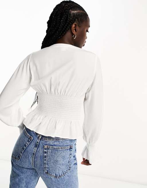 Urban Revivo – Schößchenbluse in Weiß mit Knopfleiste, 4 von 4