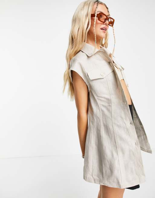 Urban Revivo sleeveless jacket in beige ASOS
