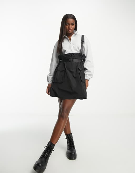 Urban Revivo - Sort strikket pinafore-minikjole