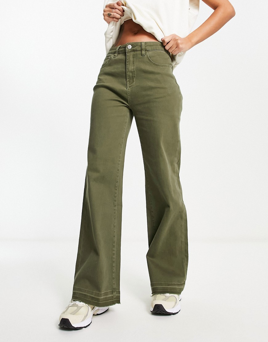 Urban Revivo straight leg denim jeans with raw hems in green