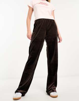 Urban Revivo straight leg pants in dark brown