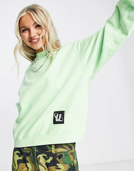 Urban Revivo sweatshirt in green