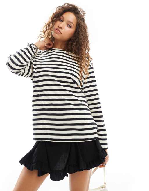Urban Revivo - T-shirt a maniche lunghe multicolore a righe oversize