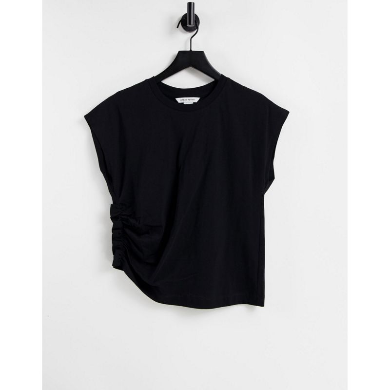 DyOEU T-shirt e Canotte Urban Revivo - T-shirt con dettagli arricciati e cut-out, colore nero