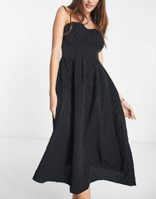 Urban Revivo Textured Spot Fit And Flare Midi Dress In Black