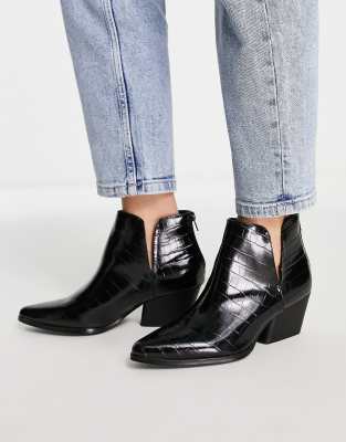 Urban Revivo Western Croc Print Ankle Boots In Black