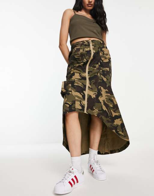 Camouflage 2025 skirt emoji