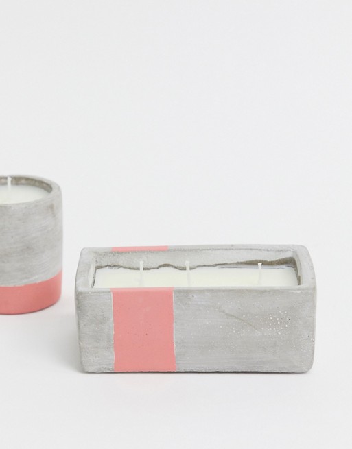 URBAN Salted Grapefruit Candle Rectangle in Coral 226g