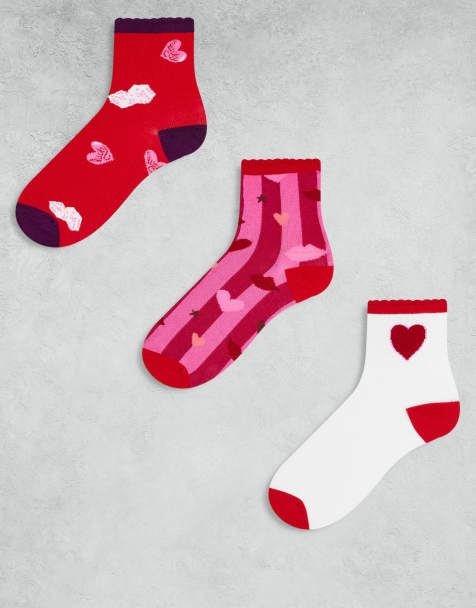 Urban Threads 3 pack heart sock in red - view 1