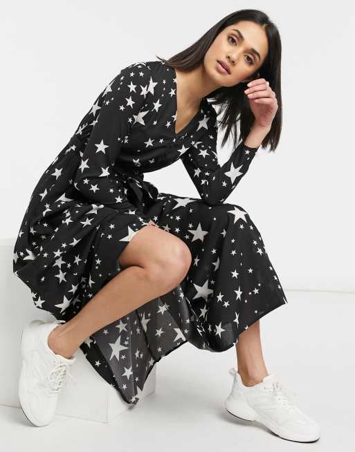 Urban Threads button front tie waist midi dress in star print