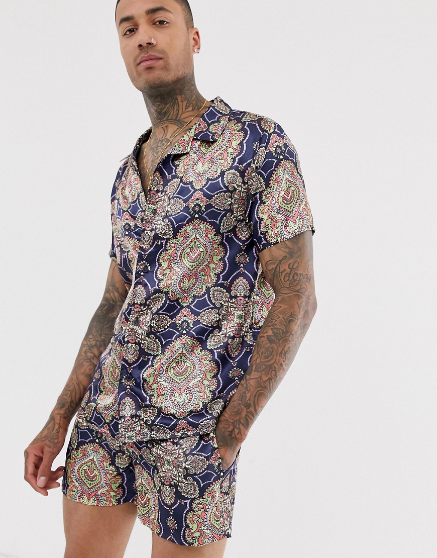 Urban Threads - Camicia in raso con rever e stampa cachemire colorata-Navy