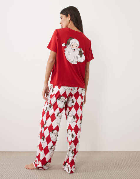 Urban Threads Christmas crew neck t-shirt and pant pyjama set in red and pink santa print - view 1