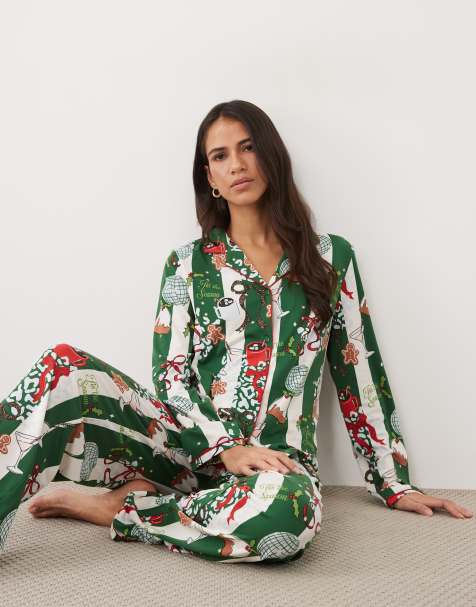Urban Threads Christmas Langarm-Hemd mit Knopfleiste und Pyjama-Set mit Hose in grünem „'Tis the Season“-Print - view 1