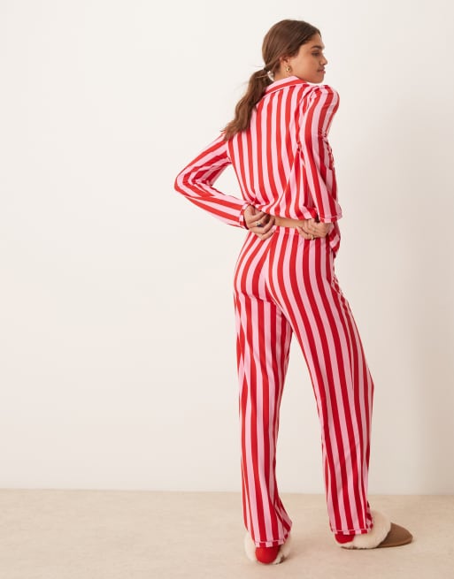 Urban Threads Christmas poly long sleeve revere and pants pajama