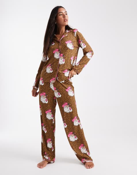 Urban Threads Christmas Santa leopard print pyjama set in brown - view 1