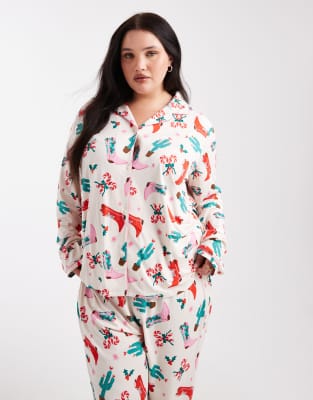 Urban Threads Urban Threads Curve Christmas long sleeve revere and trouser pyjama set in cowboy print-Multi