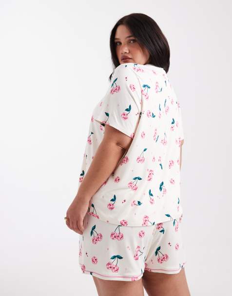 Urban Threads Curve disco cherry print pyjama set in pink - view 2