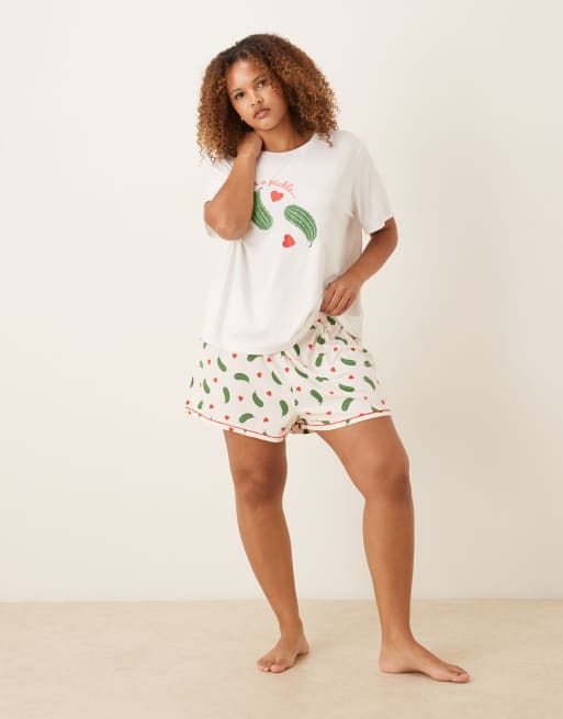 Urban Threads Curve jersey t-shirt and shorts pajama set in pickle heart print, 2 of 4