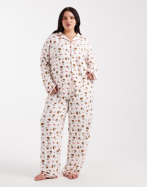 Urban Threads Curve - Pyjama de Noël à imprimé pudding avec pantalon et chemise à manches longues et revers, 2 de 4