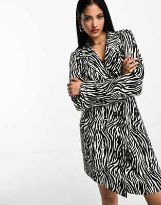 Urban Threads Double Breasted Mini Blazer Dress In Zebra Print-black