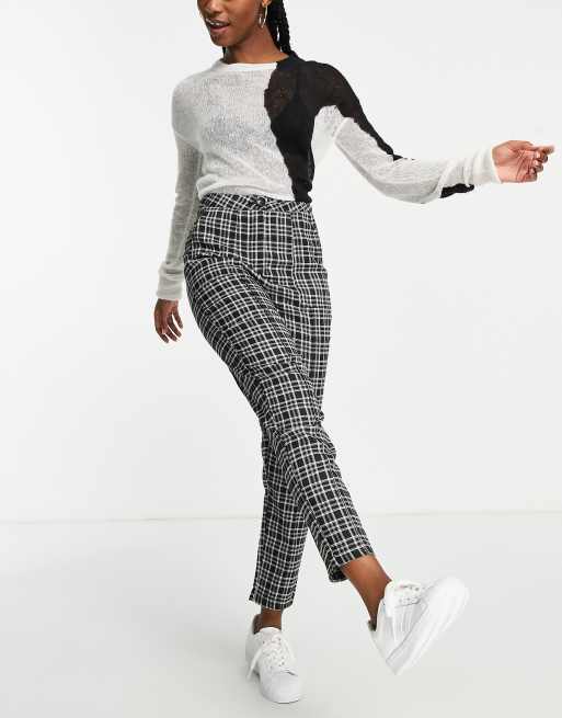 Urban Threads - Elegante geruite broek met figuurnaden in zwart, deel van co-ord set