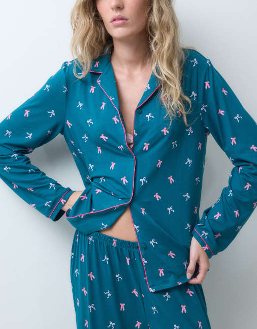 Urban Threads ensemble pyjama chemise à manches longues boutonnée et pantalon à imprimé nœuds bleu sarcelle, 3 de 4