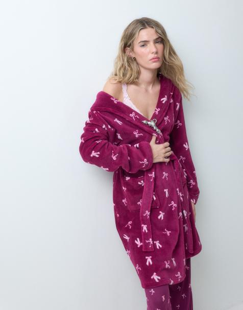Urban Threads fleece hooded dressing gown in burgundy bow print - view 1