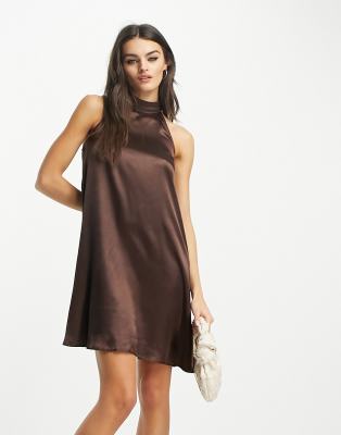 Urban Threads - Hochgeschlossenes Satin-Minikleid in Schokobraun-Brown