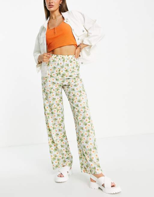 Urban Threads – Hose mit weitem Bein und Blumenmuster, Kombiteil