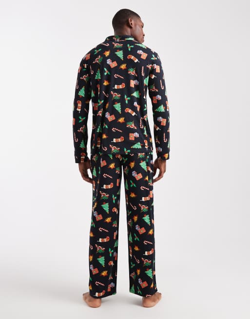 Urban Threads long sleeve revere and pants pajama set in Christmas decoration print, 3 of 4