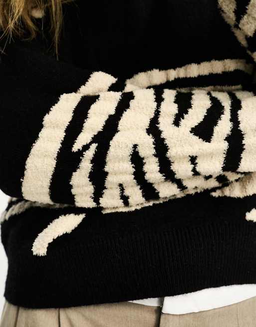 Urban Threads Maglione oversize nero e bianco con stampa