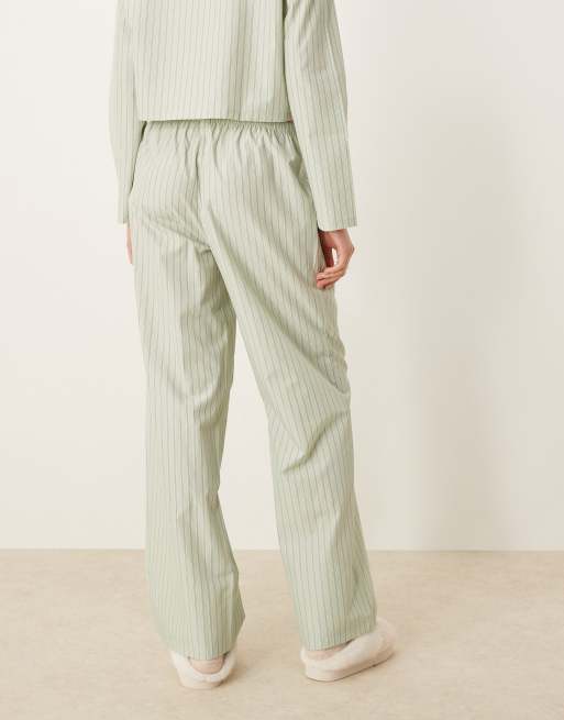 Urban Threads – Oversize-Pyjama-Set in gestreiftem Grün aus langärmligem Hemd mit Reverskragen und Hose, 2 von 4
