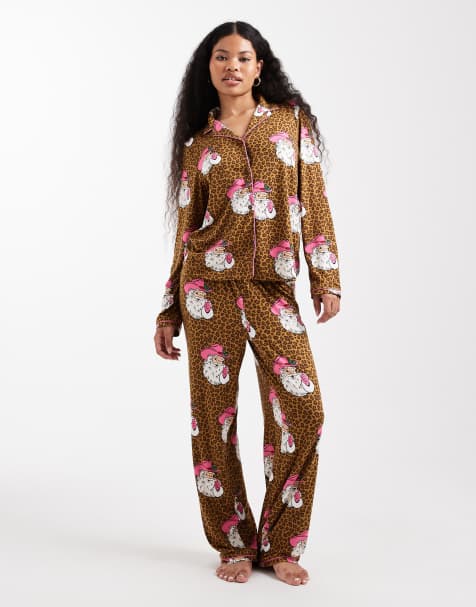 Urban Threads Petite - Ensemble de pyjama de Noël avec imprimés léopard et Père Noël - Marron - view 1