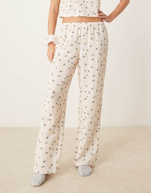Urban Threads - Pigiama verde a fiori in mussola con pantaloni stile boxer e canottiera mini, 3 di 4