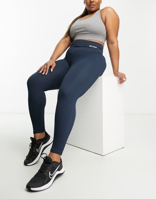 Urban Threads Plus - Naadloze fitnesslegging in marineblauw