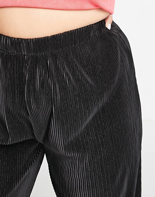 Asos Donna Abbigliamento Pantaloni e jeans Pantaloni Leggings & Treggings Urban Threads Plus Pantaloni plissé neri a fondo ampio 