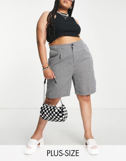 Urban Threads Plus tailored shorts in black micro check (part of a set)