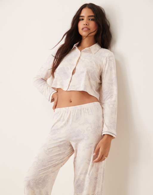 Urban Threads poly long sleeve revere top and pants pajama set in floral toile de jouy print