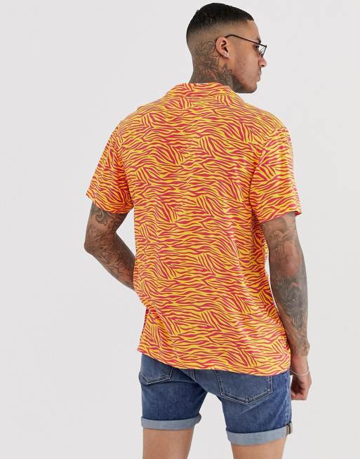 Urban Threads revere collar shirt in neon animal print, 2 of 4