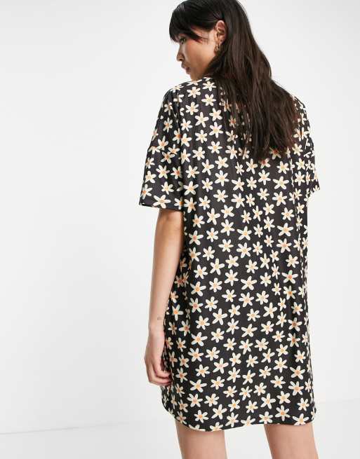 Urban Threads - Robe t-shirt a imprimé pâquerettes, 2 de 4
