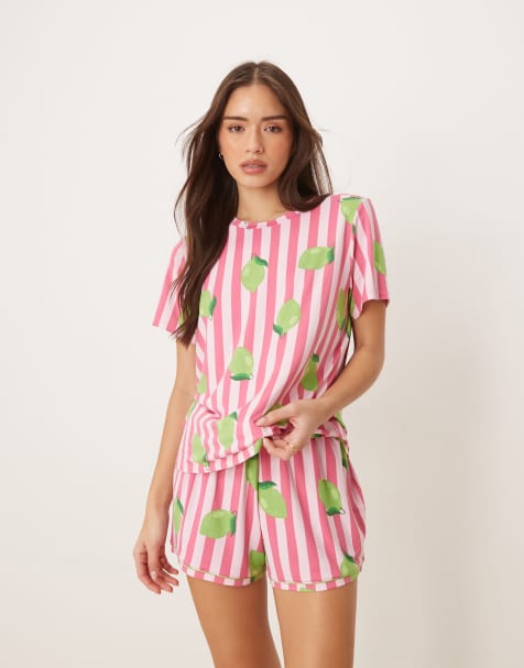 Urban Threads – Rosarandig pyjamas i jersey med t-shirt och shorts med limetryck - view 1