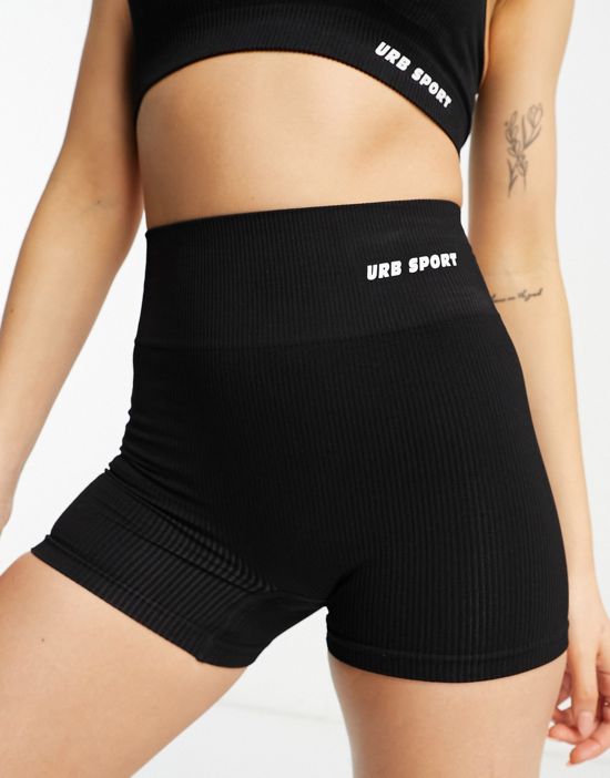 https://images.asos-media.com/products/urban-threads-seamless-gym-booty-shorts-in-black/203891277-1-black?$n_550w$&wid=550&fit=constrain