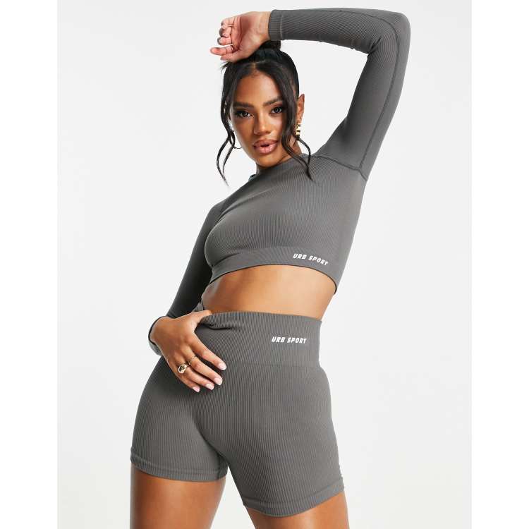 Charcoal Seamless Long Sleeve Cropped Gym Top