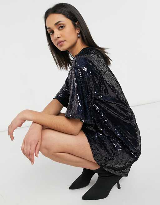 Black sequin shop tshirt dress