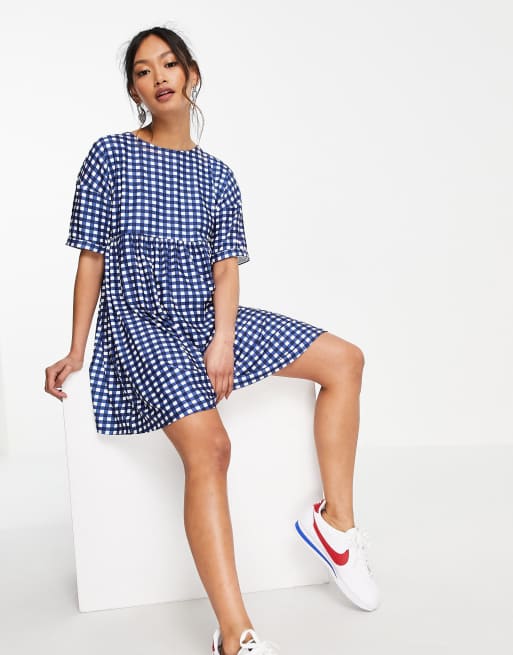 Urban Threads - Smock-minikjole i marineblå gingham-tern