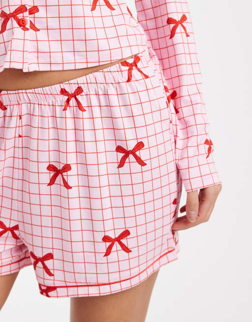 Urban Threads - Sæt med langærmet cardigan-top og shorts med røde sløjfer og gingham-tern i jersey, 3 af 4