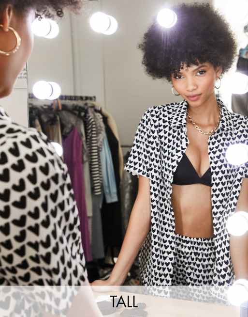Urban Threads Tall - Chemise d'ensemble à imprimé cœurs