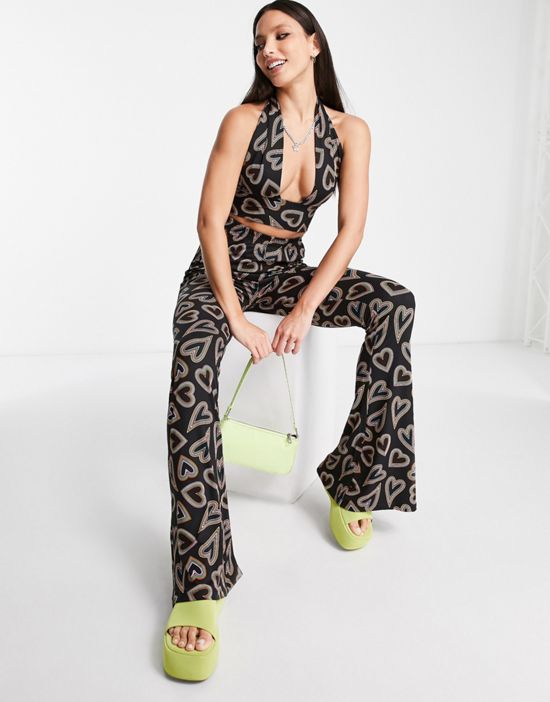 https://images.asos-media.com/products/urban-threads-tall-halter-neck-crop-top-in-heart-print-part-of-a-set/201786628-4?$n_550w$&wid=550&fit=constrain