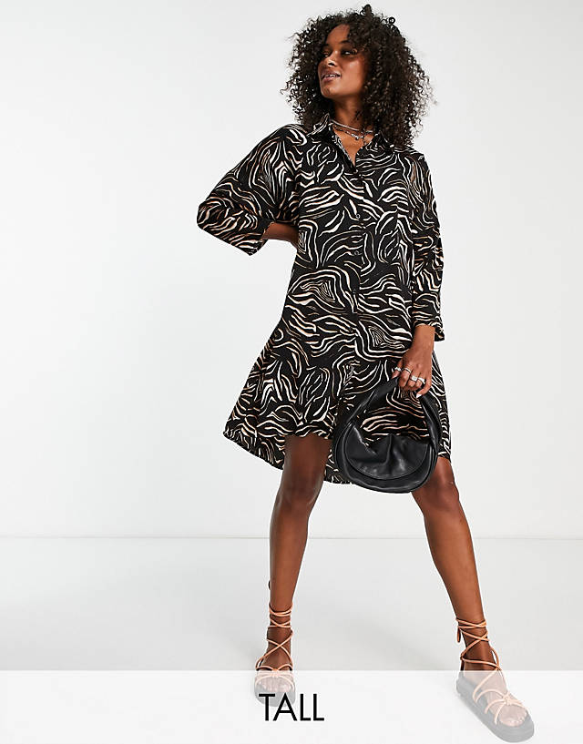 Urban Threads Tall - oversized shirt dress in abstract animal