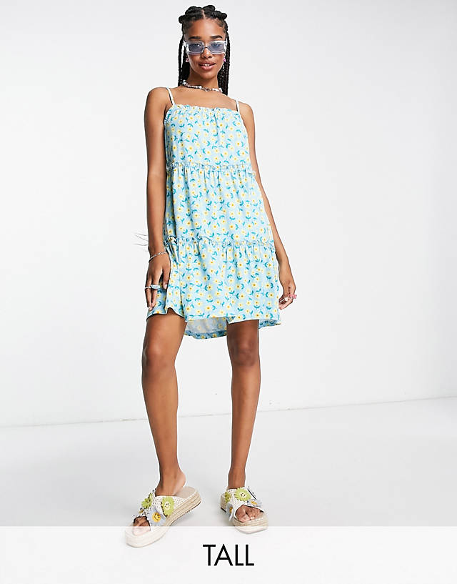 Urban Threads Tall - tiered swing dress in floral print